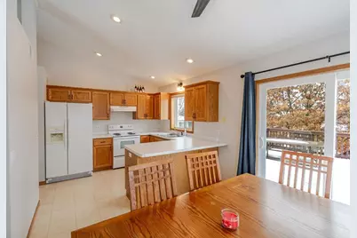 1015 Meadows Drive, Sauk Rapids, MN 56379 - Photo 9