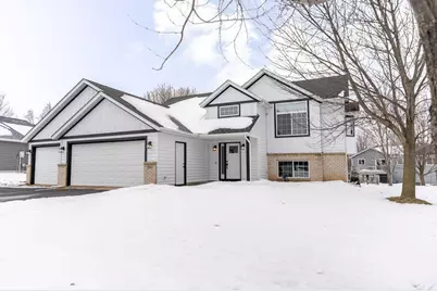1015 Meadows Drive, Sauk Rapids, MN 56379 - Photo 3