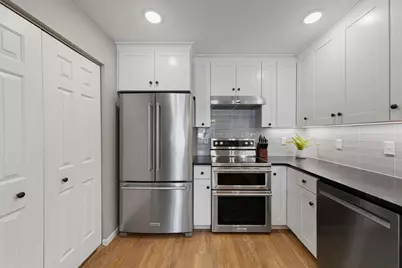 1302 25th Avenue NW, Faribault, MN 55021 - Photo 5