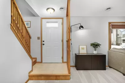 3628 Gershwin Lane N, Oakdale, MN 55128 - Photo 5