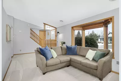 3628 Gershwin Lane N, Oakdale, MN 55128 - Photo 7