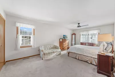 7842 Glenda Court, Apple Valley, MN 55124 - Photo 23