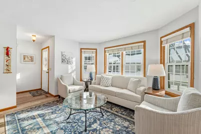 7842 Glenda Court, Apple Valley, MN 55124 - Photo 5