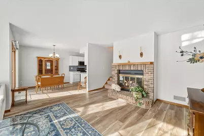 7842 Glenda Court, Apple Valley, MN 55124 - Photo 7