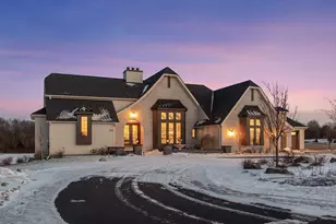 5671 Oakridge Trl S, Afton, MN 55001 - Photo 5