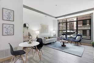 270 4th St E, Saint Paul, MN 55101 - Photo 13