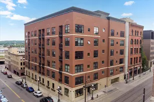 270 4th St E, Saint Paul, MN 55101 - Photo 37