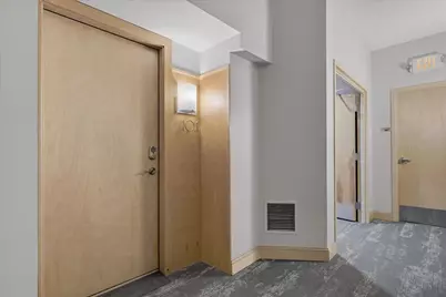 270 4th Street E #101, Saint Paul, MN 55101 - Photo 3