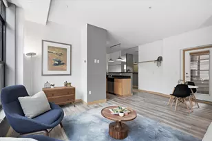 270 4th St E, Saint Paul, MN 55101 - Photo 17