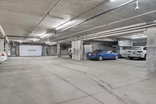 270 4th St E, Saint Paul, MN 55101 - Photo 27