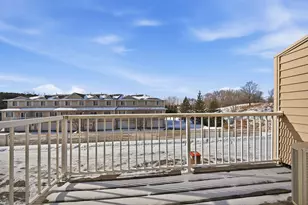 1579 County Rd D E, Maplewood, MN 55109 - Photo 21