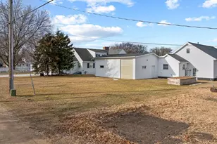 505 Oscar Ave N, Canby, MN 56220 - Photo 39