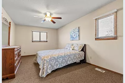 505 Oscar Avenue N, Canby, MN 56220 - Photo 19