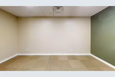 1317 Broadway Avenue SE, Albert Lea, MN 56007 - Photo 11