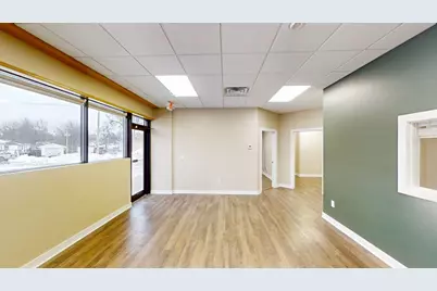 1317 Broadway Avenue SE, Albert Lea, MN 56007 - Photo 5