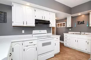 304 5th Ave N, Brownton, MN 55312 - Photo 1