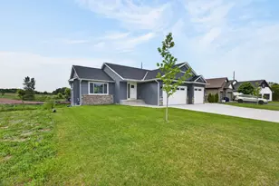 11411 Latham Ln, Chisago City, MN 55013 - Photo 1