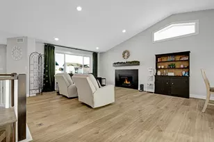 11411 Latham Ln, Chisago City, MN 55013 - Photo 7