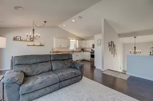 938 Waxon Ln, Hudson, WI 54016 - Photo 13