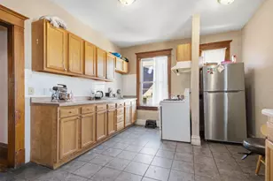 821 Edmund Ave, Saint Paul, MN 55104 - Photo 5