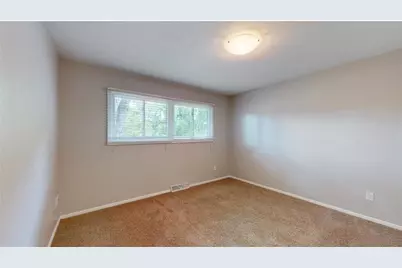 7865 Penn Avenue N, Brooklyn Park, MN 55444 - Photo 11