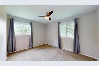 7865 Penn Avenue N, Brooklyn Park, MN 55444 - Photo 9