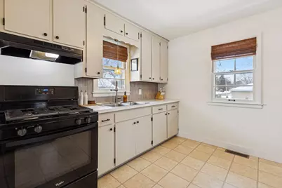 5901 Idaho Avenue N, Crystal, MN 55428 - Photo 9