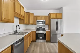 20055 Heritage Dr, Lakeville, MN 55044 - Photo 11