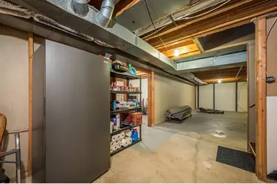 211 Tanglewood Lane, Blue Earth, MN 56013 - Photo 35