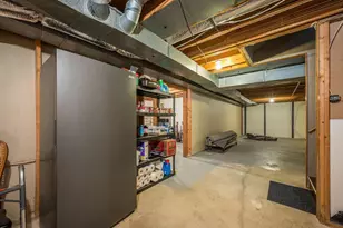 211 Tanglewood Ln, Blue Earth, MN 56013 - Photo 35