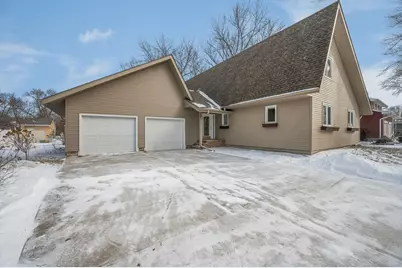211 Tanglewood Lane, Blue Earth, MN 56013 - Photo 41