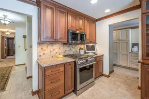 211 Tanglewood Ln, Blue Earth, MN 56013 - Photo 13