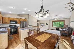 20194 Farnham Ave N, Forest Lake, MN 55025 - Photo 5