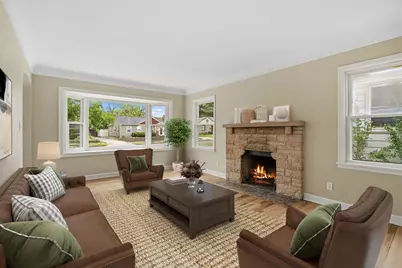 749 Cottage Avenue W, Saint Paul, MN 55117 - Photo 5