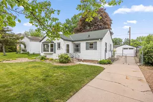 749 Cottage Ave W, Saint Paul, MN 55117 - Photo 3