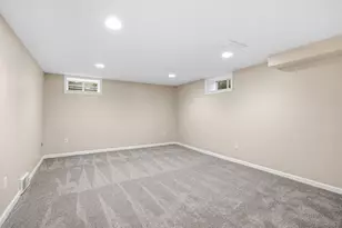 749 Cottage Ave W, Saint Paul, MN 55117 - Photo 21