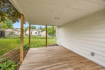 749 Cottage Avenue W, Saint Paul, MN 55117 - Photo 33