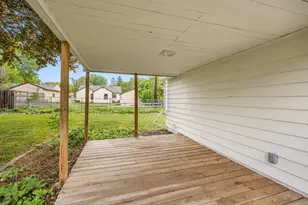 749 Cottage Ave W, Saint Paul, MN 55117 - Photo 33