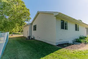 1409 Pintail Trail, Buffalo, MN 55313 - Photo 7
