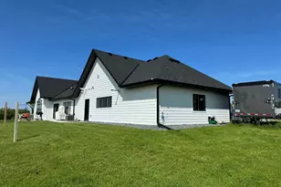 6055 Scenic View Ct, Kimball, MN 55353 - Photo 9