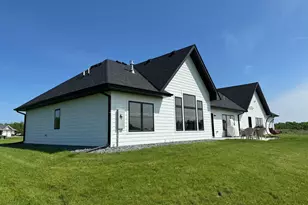 6055 Scenic View Ct, Kimball, MN 55353 - Photo 5