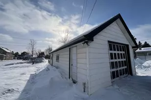 511 3rd St NE, Chisholm, MN 55719 - Photo 25