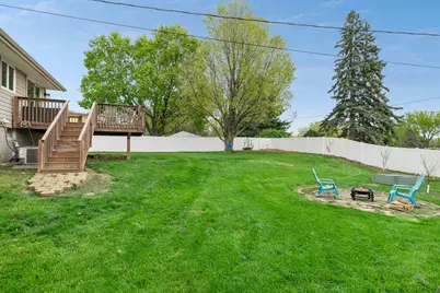 631 Greenway Avenue N, Oakdale, MN 55128 - Photo 53