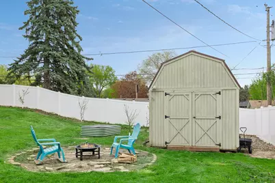 631 Greenway Avenue N, Oakdale, MN 55128 - Photo 51