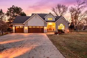 2465 E Rum River Dr S, Cambridge, MN 55008 - Photo 1