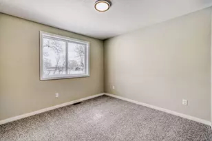 6110 Lakeland Ave N, Crystal, MN 55428 - Photo 23