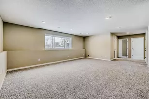 6110 Lakeland Ave N, Crystal, MN 55428 - Photo 11