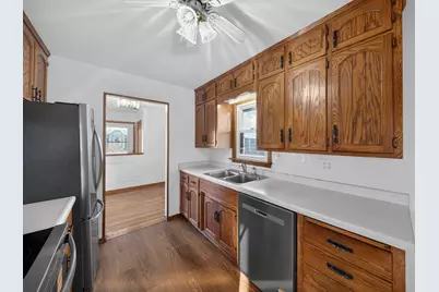 1912 16 1/2 Street NW, Rochester, MN 55901 - Photo 11