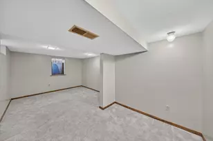 1912 16 1/2 Street NW, Rochester, MN 55901 - Photo 35