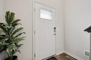 2278 Polar Wy, North Saint Paul, MN 55109 - Photo 11